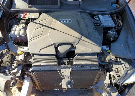 2019 Audi Q8 Prestige z USA, uszkodzony, nr VIN WA1CVAF14KD048191